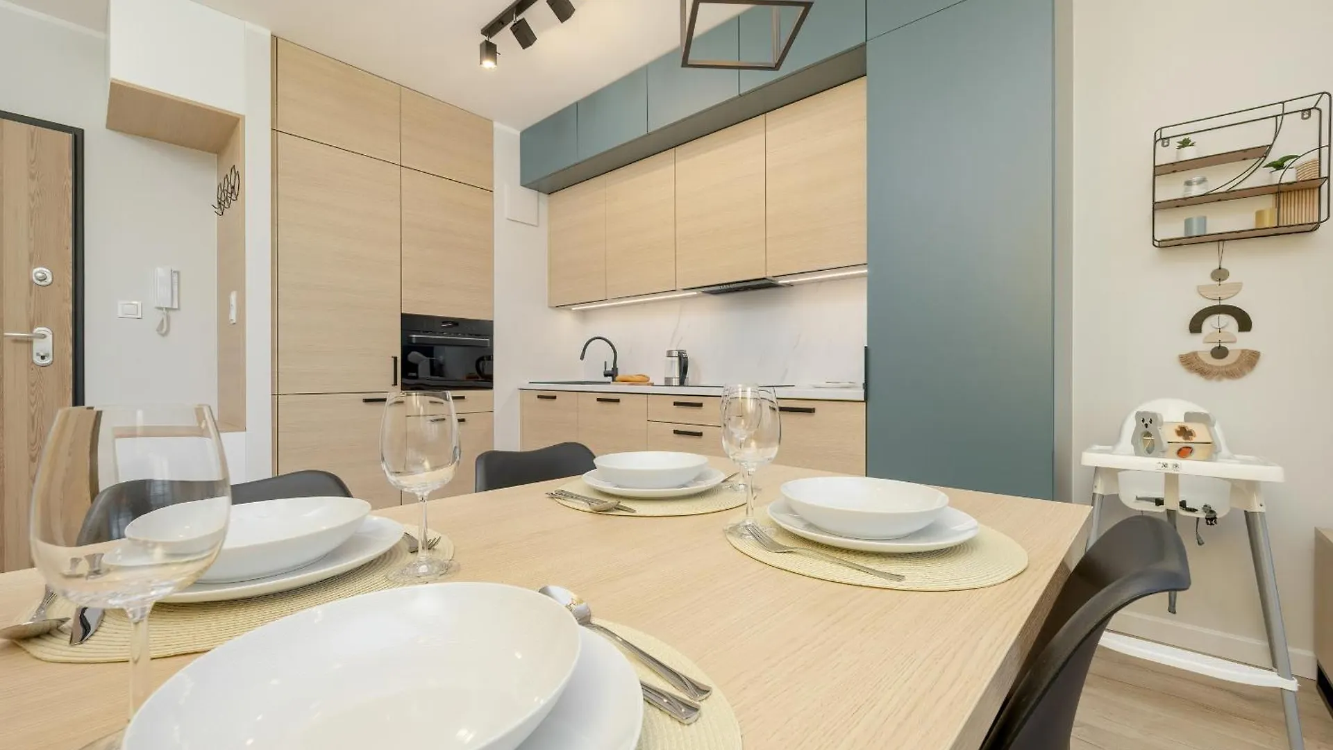 Unique Szczesliwa Apartment With Balcony Parking And Ac By Noclegi Renters Gdansk 0*,